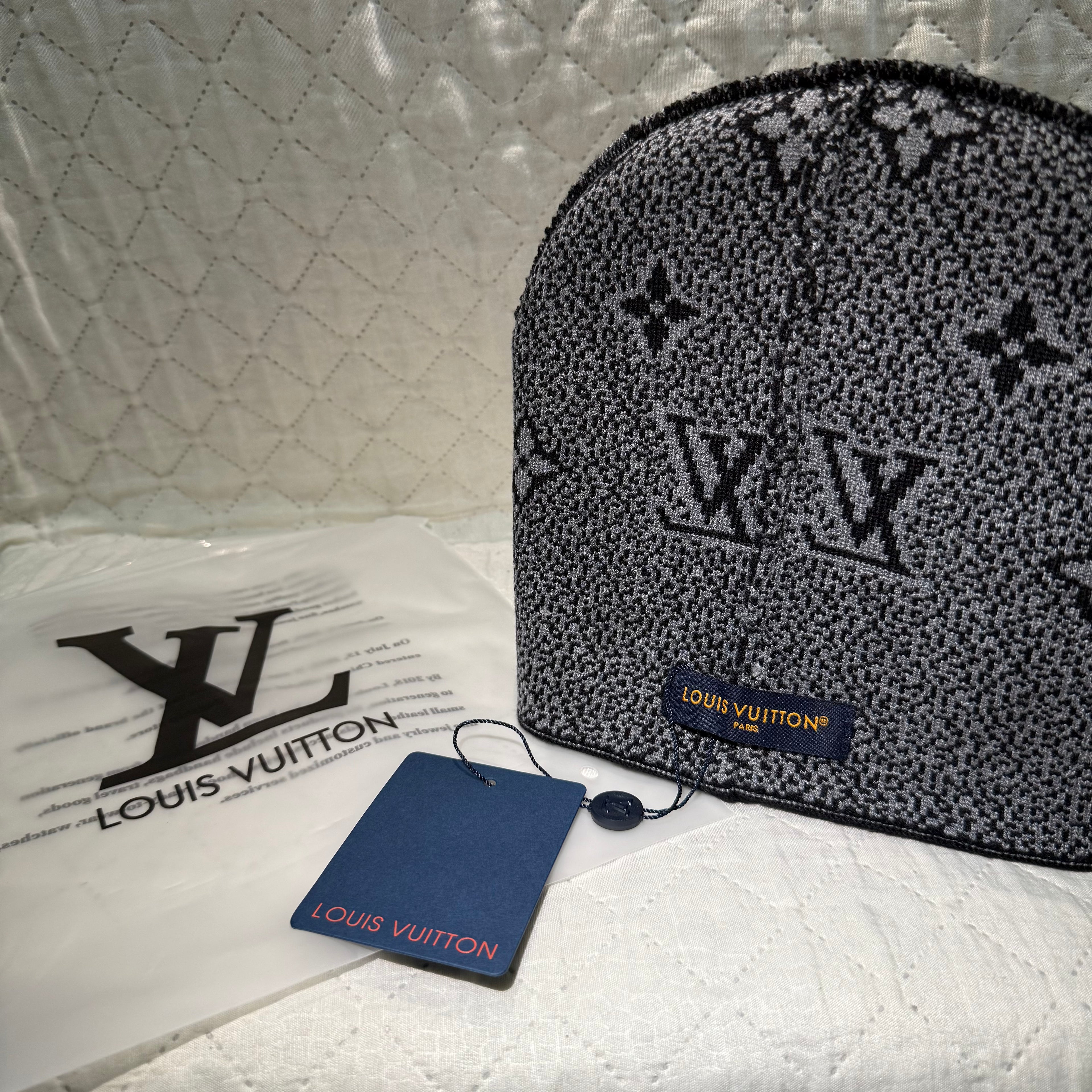 Cappello LV