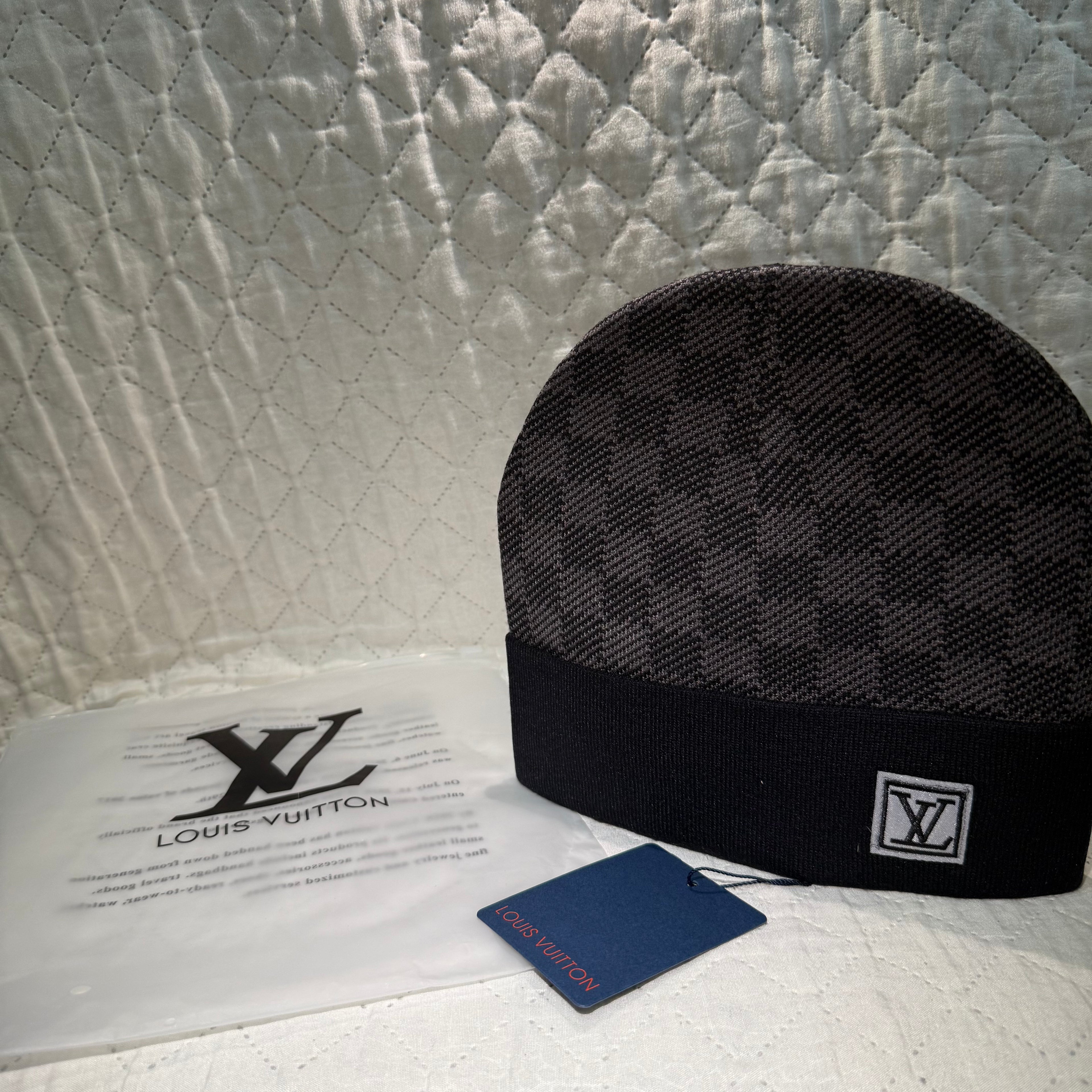 Cappello LV